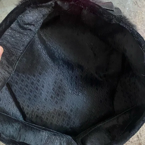 Vintage Black fur hat with bow & satin lining. Classy and cute! - Picture 6 of 7